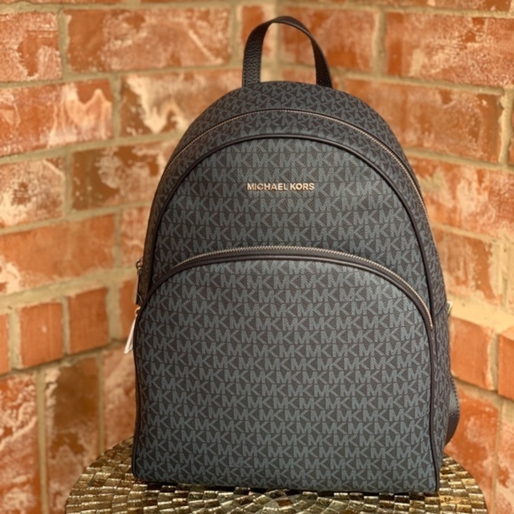 Michael kors abbey large signature print backpack